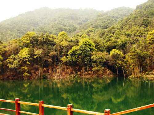 中秋后国庆前 抓住好时机登高赏美景