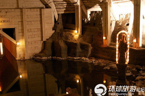 波兰千年盐矿地下百米有教堂