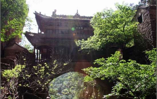 春游中国最神秘美丽的古刹