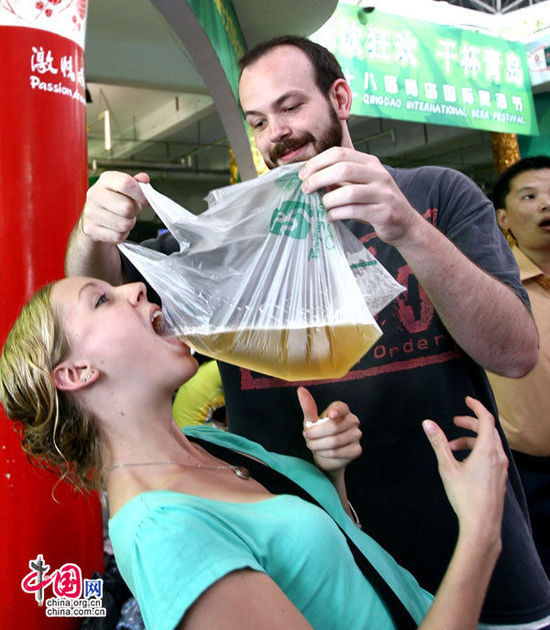 百年青岛啤酒 一个永远不老的传说
