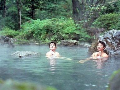 女生冬季游必看！世界十大美容温泉(图)